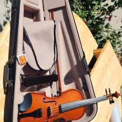 Palatino Violin