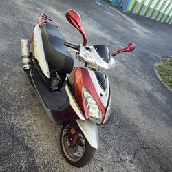 150cc Scooter