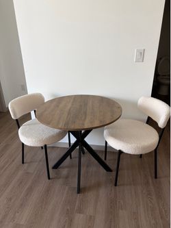 BREAKFAST DINING TABLE WITH CHAIRS