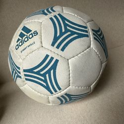 New Adidas Soccer Ball Futbol Street Futsal