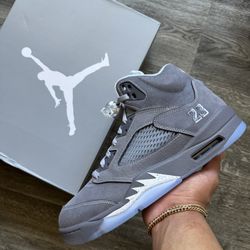 Air Jordan 5 Retro ‘Wolf Grey’ (sizes 11 & 11.5)