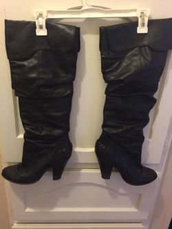 Steve Madden black leather boots, 8