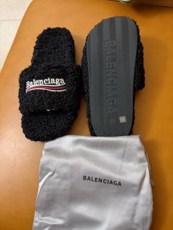 BALENCIAGA