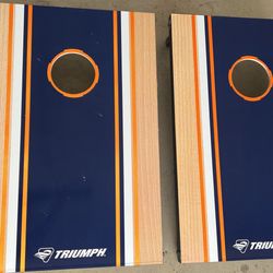 Cornhole Game Set In Very Good Condition 