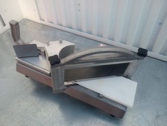 NEMCO TOMATO SLICER w/ Counter Clamp