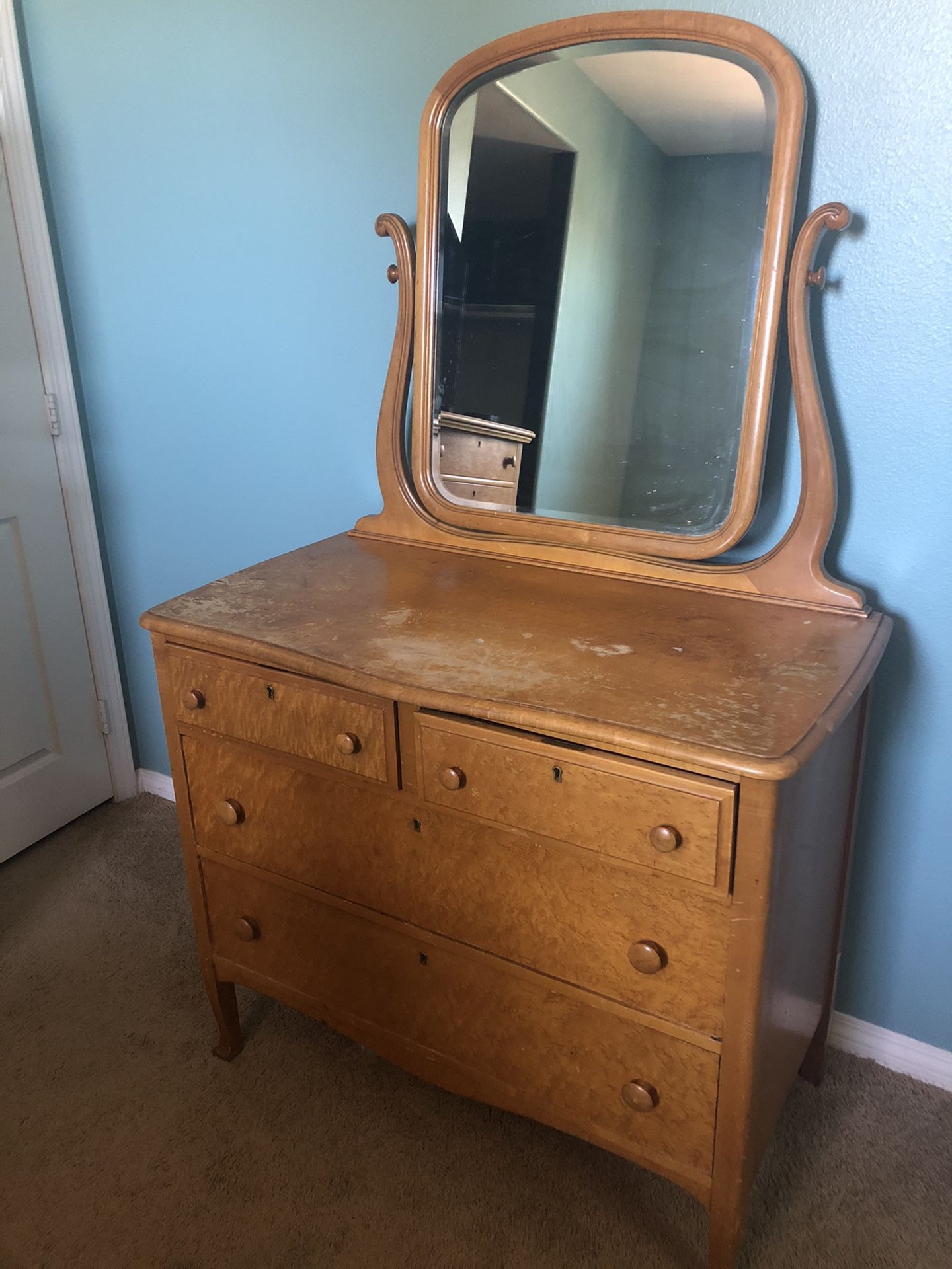 Antique Birdseye Maple Bedroom Set for Sale in SANTA ROSA VA, CA OfferUp