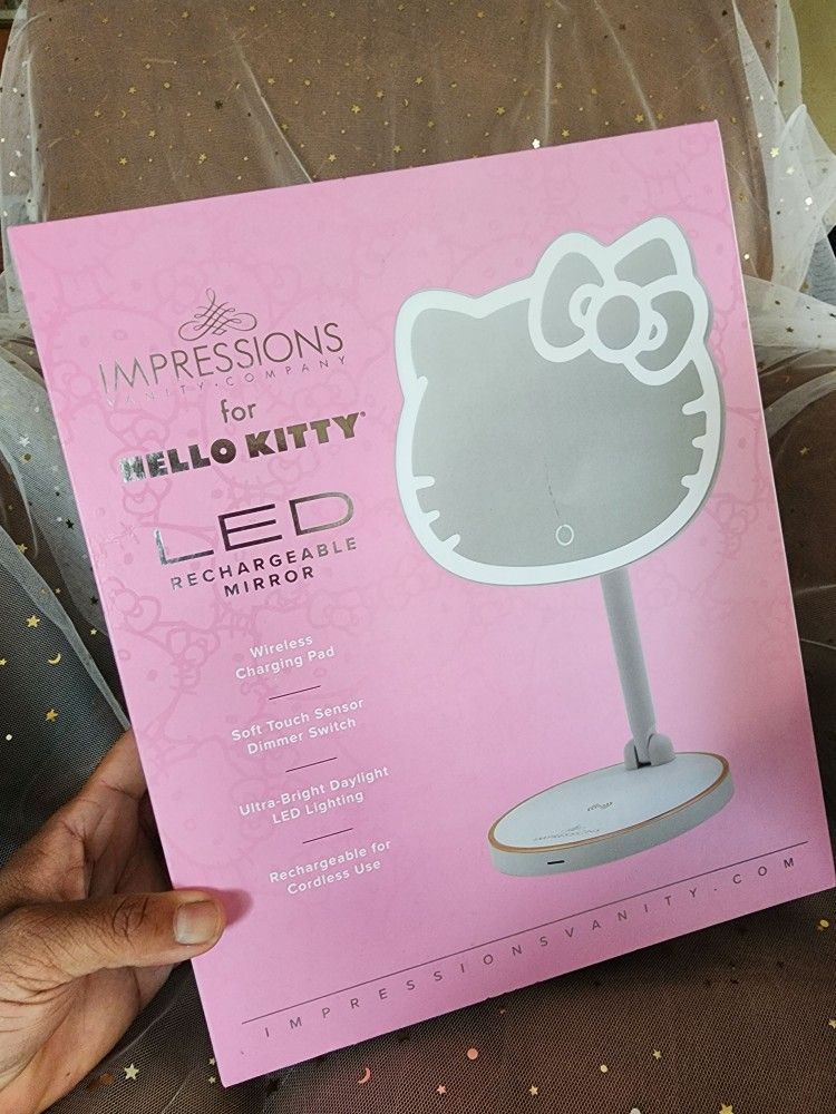 Hello KITTY Makeup Mirror