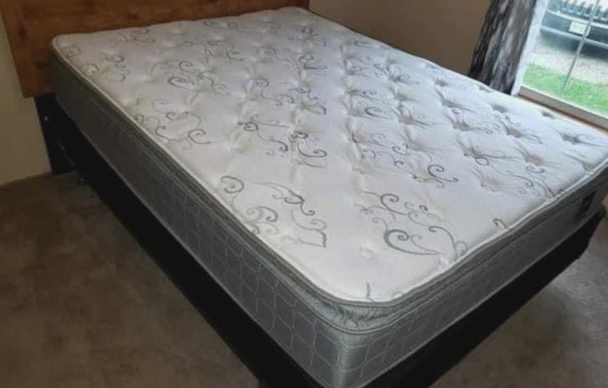 Mattress BLOWOUT Sale! with only $10 down!