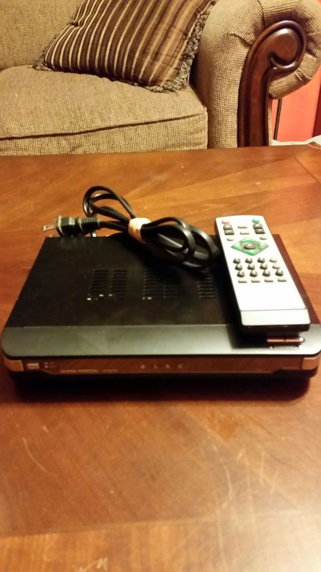 ALPHA DIGITAL CONVERTER BOX