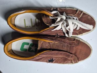 Converse Men's Skateboarding Shoes Size 8.5 U.S