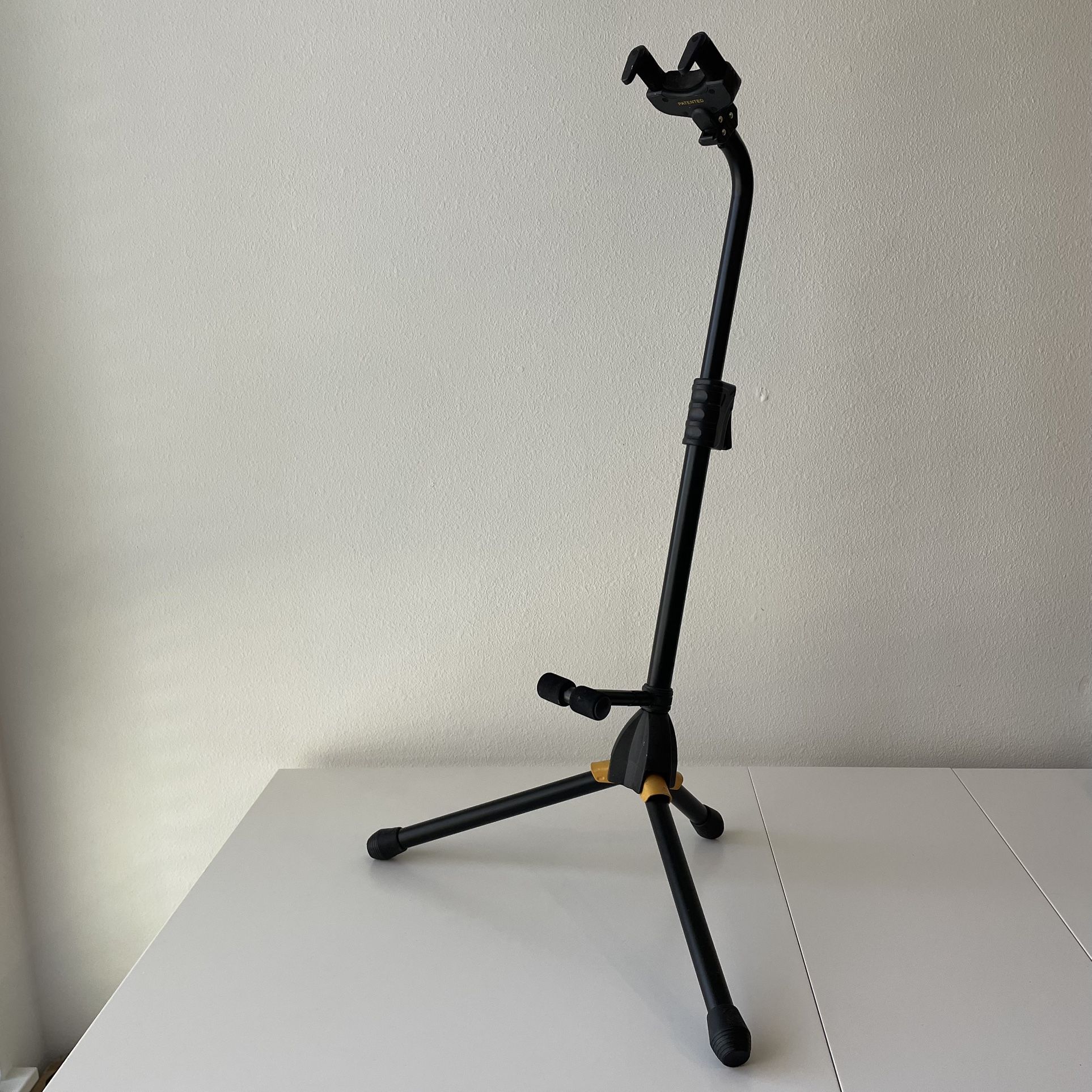 Hercules Guitar Stand