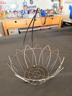 Metal Wire Fruit Basket