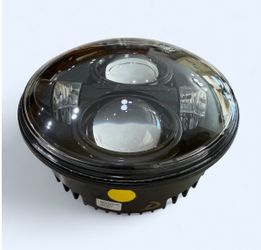 Harley-Davidson PN:(contact info removed)9 Day maker Projector LED Headlamp Gloss Black 7”.
