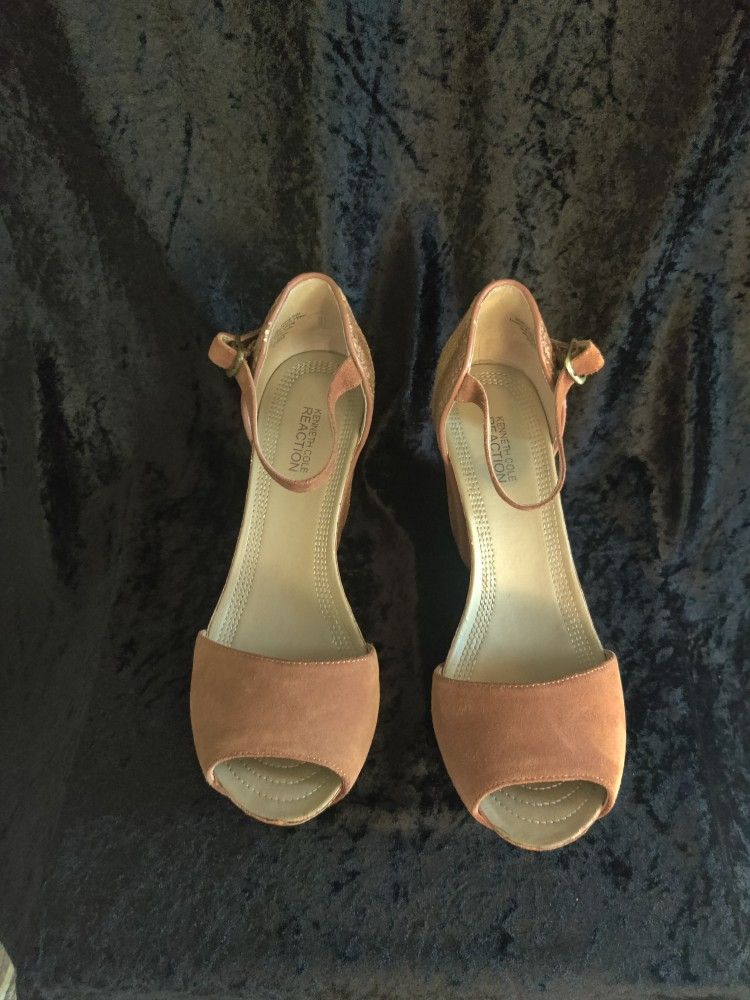 Kenneth Cole Reaction Womens Sandals Wedge Heels