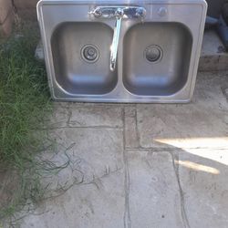 Stainless Steel Sink And Faucet 