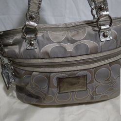 Classic Coach CC satin/canvas Silver shoulder bag