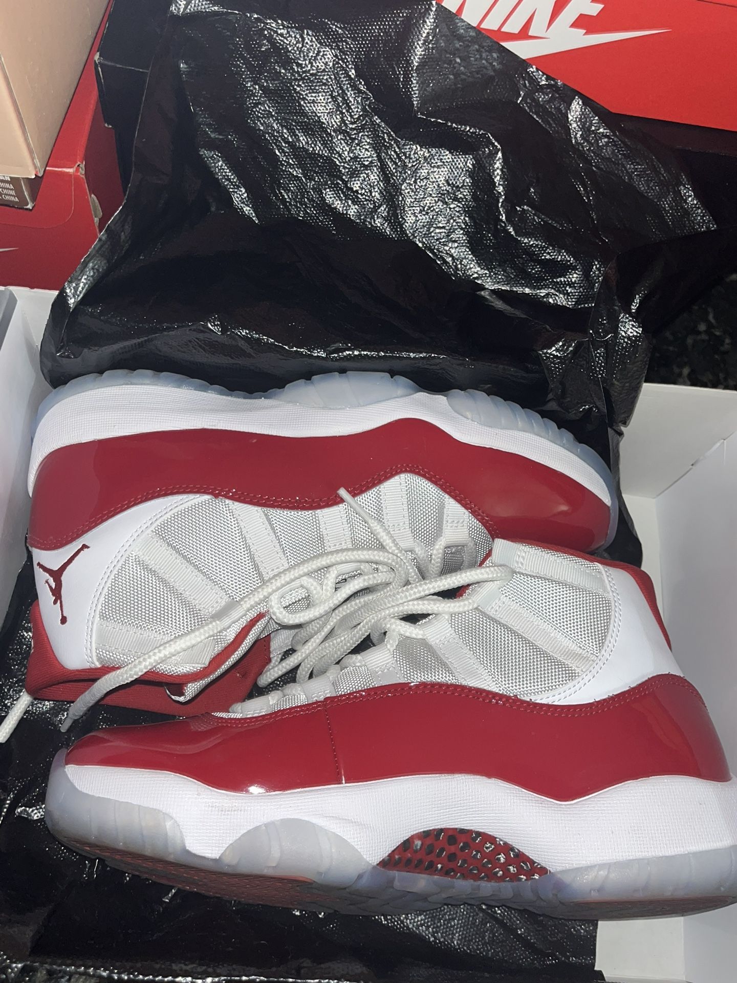 Jordan 11 Cherry  Shoes