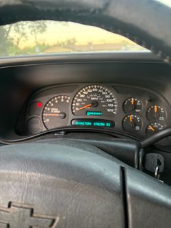 2003 Chevrolet Suburban 2500 4x4