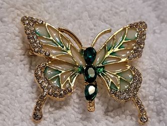New!! Butterfly Brooch 