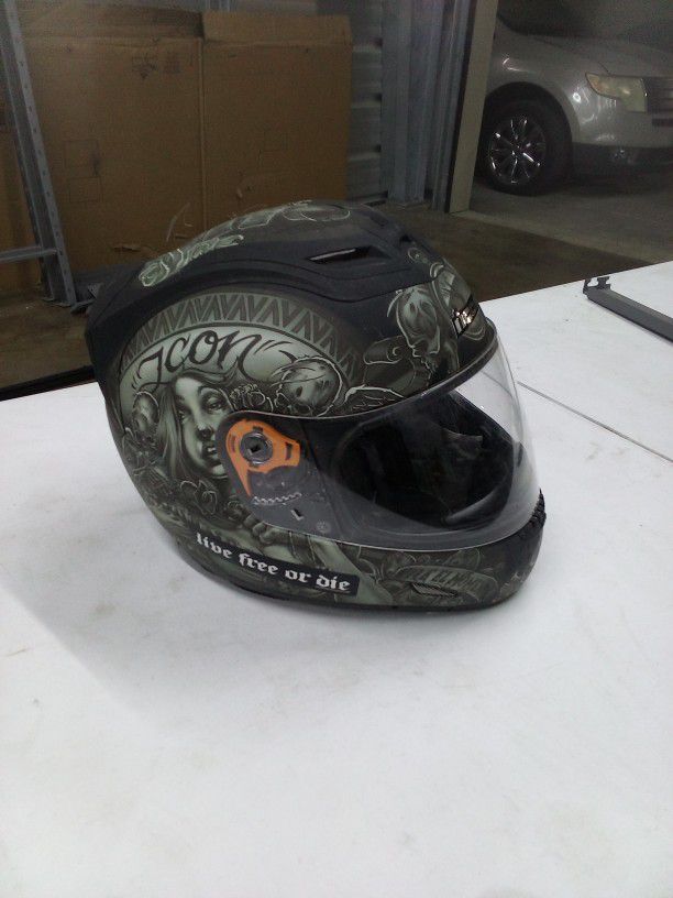 Large 60cm Icon Airframe E1 Pro Shield Hydra Dry Skull  Crossbones Sombrero Hat Motorcycle Helmet