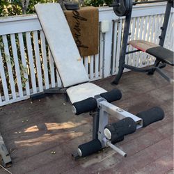 Weight Bench With Leg Press 
