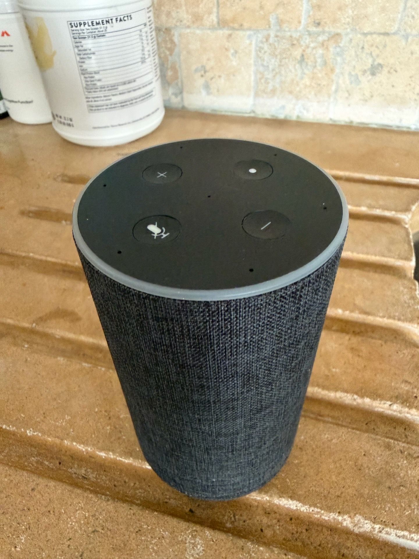 Amazon echo 2nd gen. Works great excellent cond