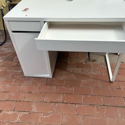 Computer Desk