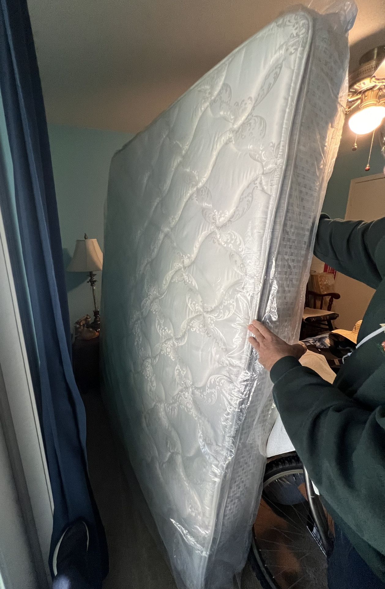 Ferguson Queen Mattress Firm