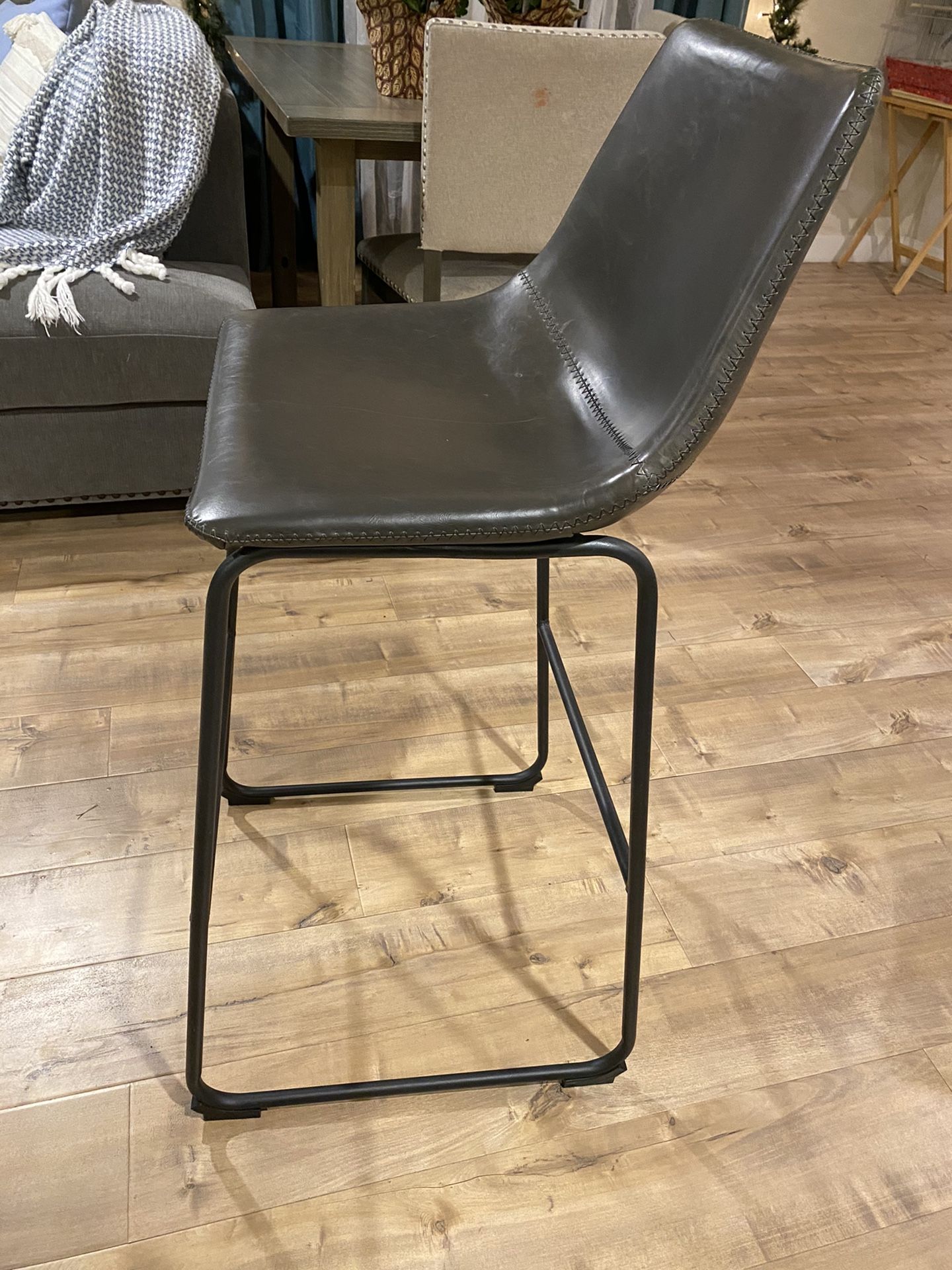 Bar Chair/ Stool