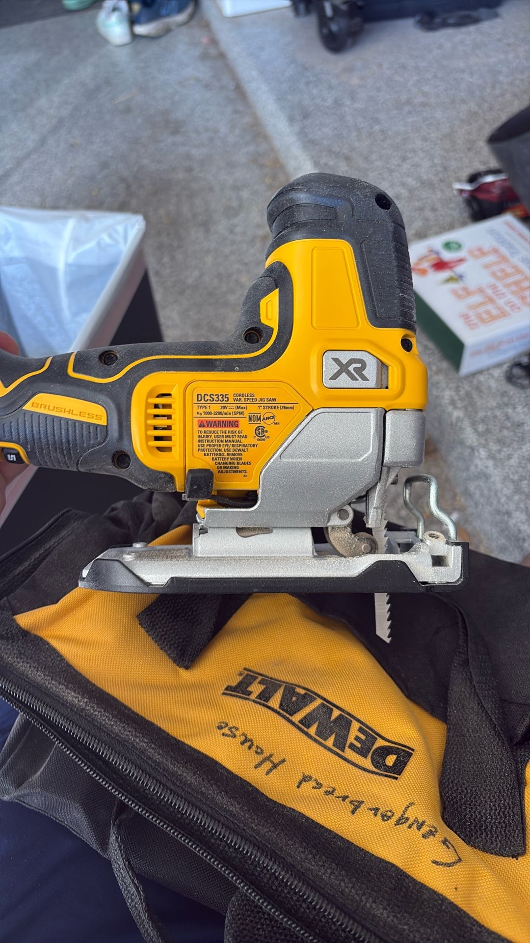 DeWalt Var Speed Jig Saw 20V DCS335 (missing battery)