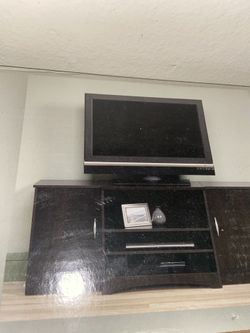 Entertainment tv center