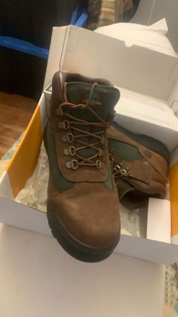 Field boot dark brown Nu buck
