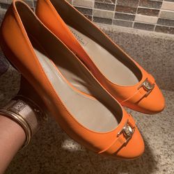🧡VERSACE COLLECTION🧡LEATHER LOGO ALMOND FLATS W/ LOGO MEDUSA 🧡 Sz:9 