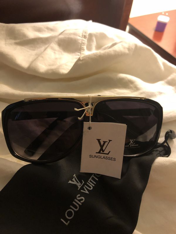 LV Sunglasses for Sale in Tampa, FL - OfferUp