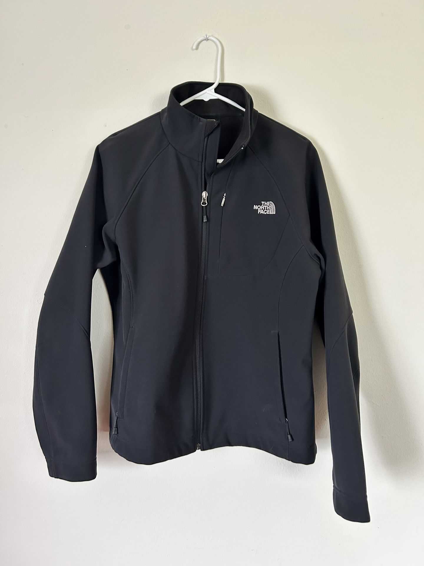 Women’s North Face Black Performance Softshell Jacket Athletic Cut