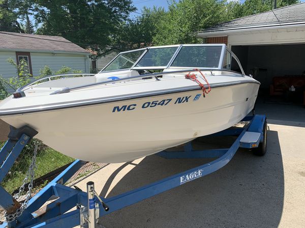 Ready for water, boat 17.5ft