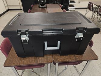 20 Gallon Sterilite Storage Trunk