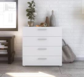 4-Drawer White Chest of Drawers
