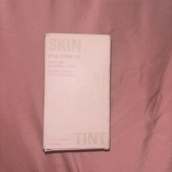 Kylie Skin Tint 