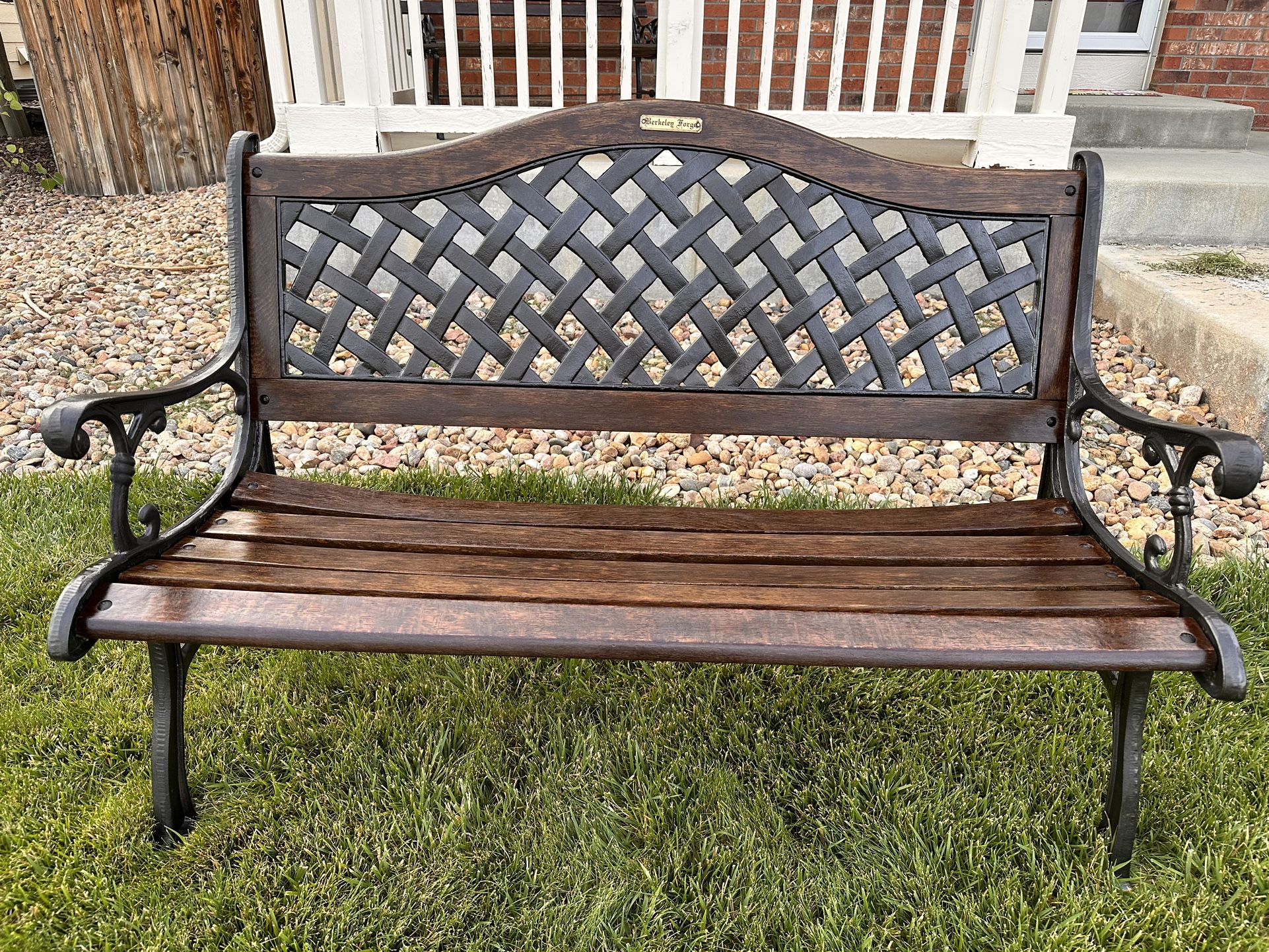 Beautifully Restored Vintage Berkeley Forge And Foundry Outdoor Bench