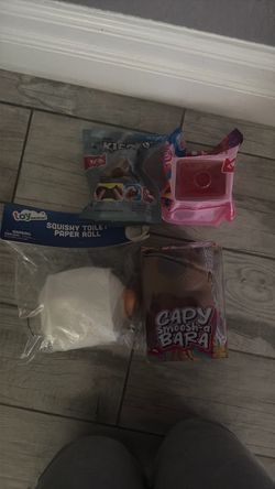 Squishy Toy Bundle – 4 Items