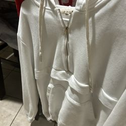 Hooded Pull Over