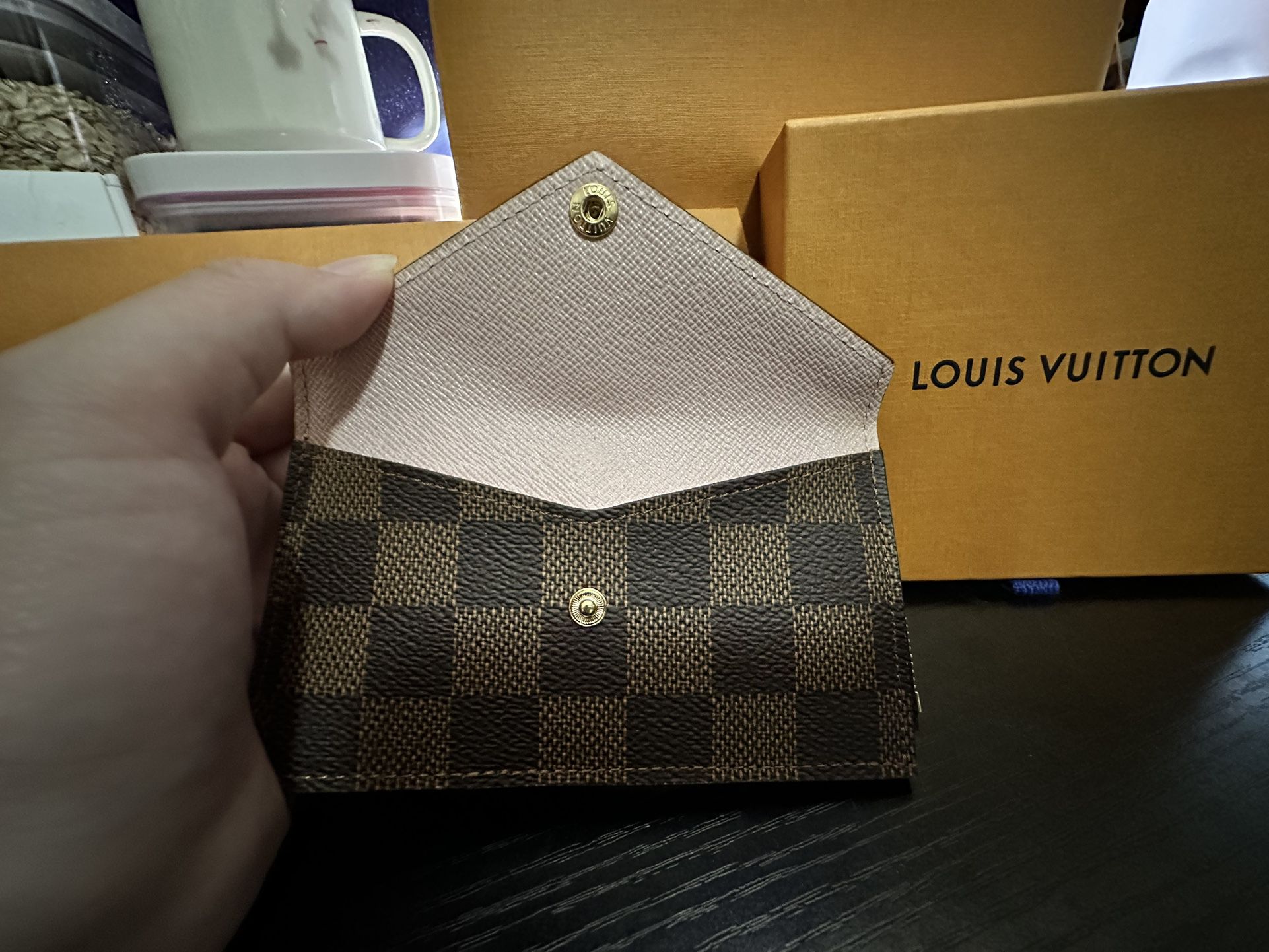 Louis Vuitton Recto Verso for Sale in Boerne, TX - OfferUp