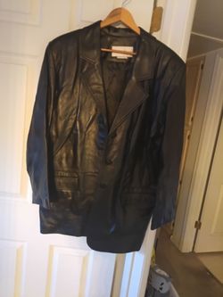 Vintage Margaret Godfrey black lambskin size 14 jacket. Brand new