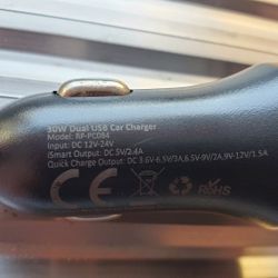 12v CAR USB CHARGER, WITH EXTRA USB/USBC CABLE