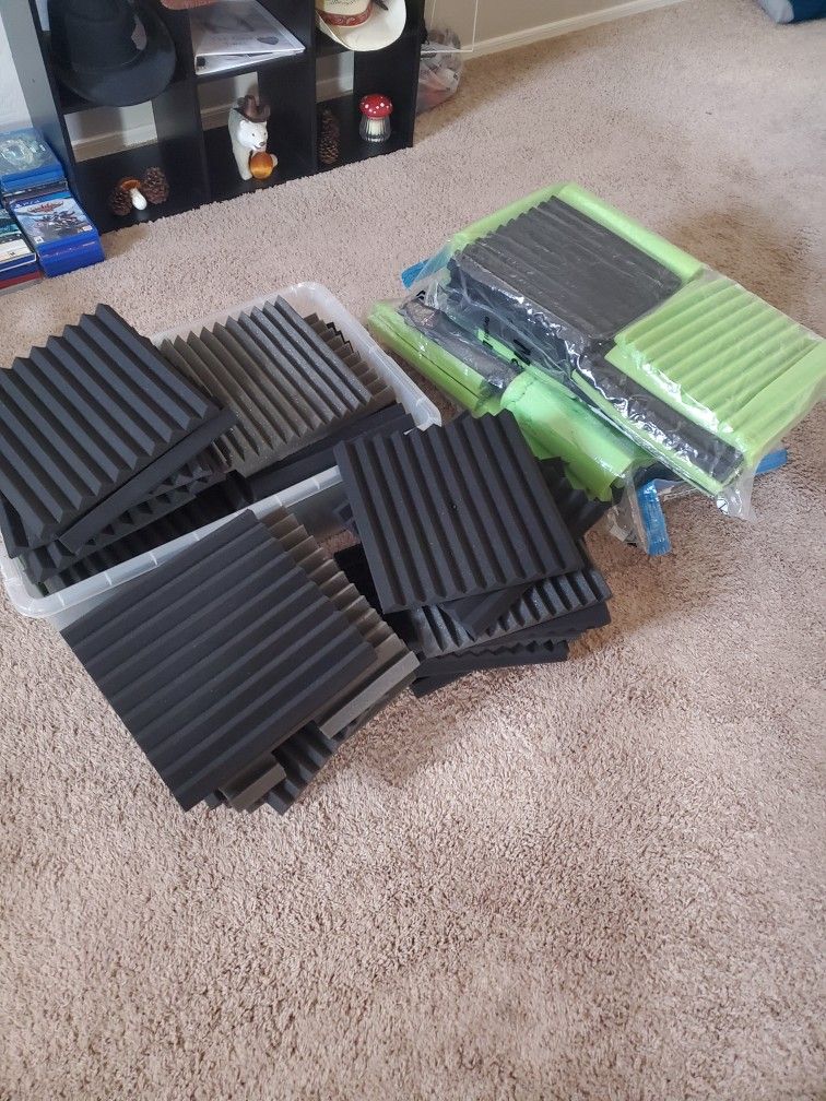 1in Acustic Foam 50+ Pieces