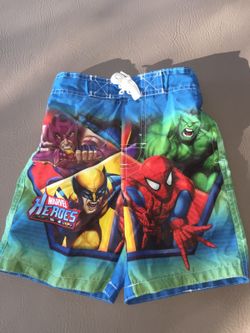BOYS' MARVEL HEROES SWIM SHORTS