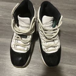 Jordan 11’s Concords Size 10