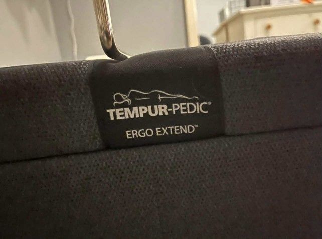 ADJUSTABLE TEMPUR-PEDIC BED FRAME