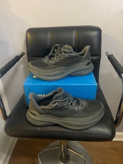 Hoka Mach 6/ size 9.5D Men’s $95
